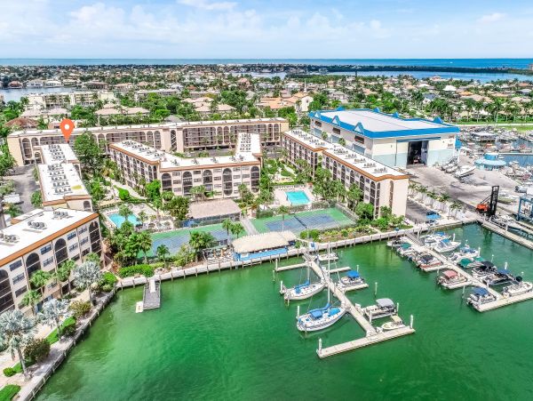 Marco Island Condo 1009924