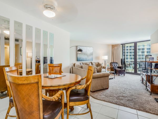 Beautiful Oceanfront Marco Island Condo with Beach Access