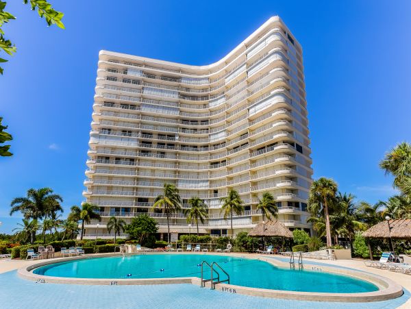 Beautiful Oceanfront Marco Island Condo with Beach Access