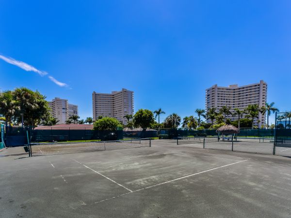 Beautiful Oceanfront Marco Island Condo with Beach Access