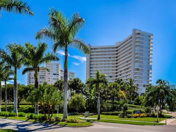 Beautiful Oceanfront Marco Island Condo with Beach Access