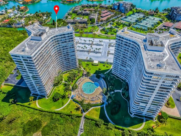 Beautiful Oceanfront Marco Island Condo with Beach Access