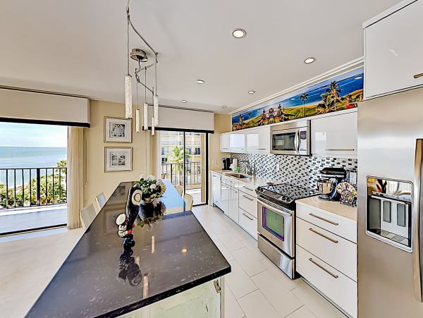 Marco Island Home 1009929