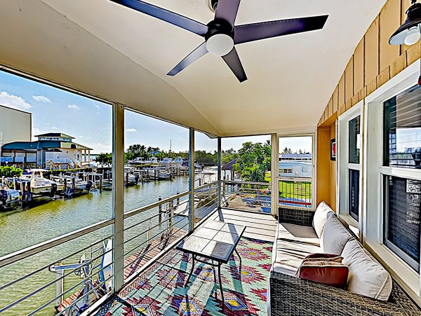 Marco Island Condo 1009934