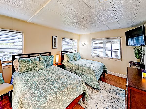 Marco Island Condo 1009934