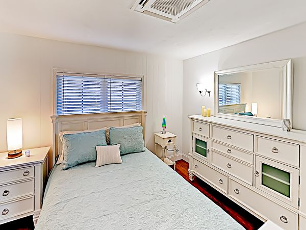 Marco Island Condo 1009934
