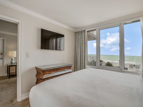 Marco Island Home 1009936