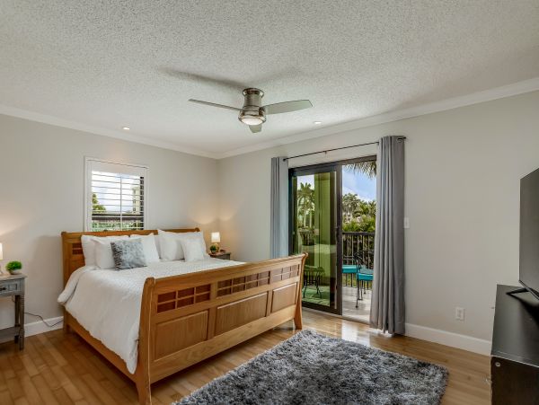 Marco Island Condo 1009937