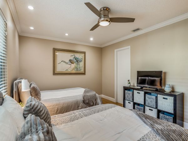 Marco Island Condo 1009937