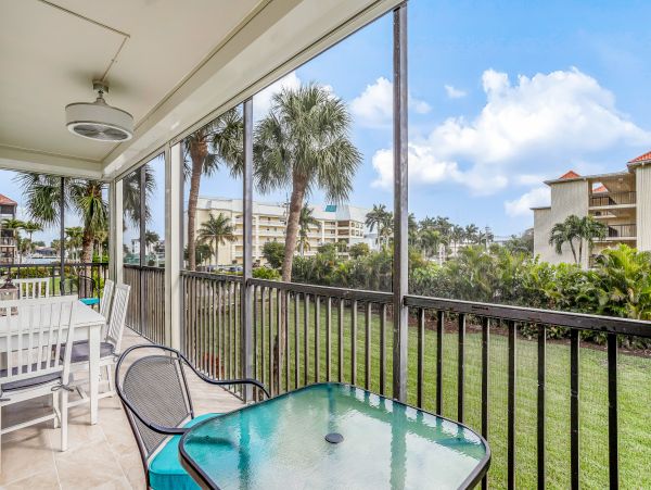 Marco Island Condo 1009937