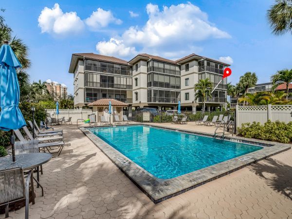 Marco Island Condo 1009937