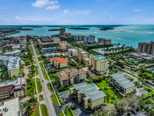 Marco Island Condo 1009937