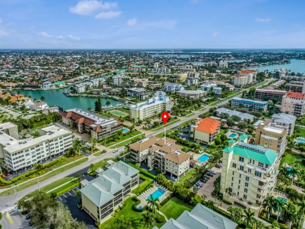 Marco Island Condo 1009937