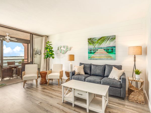 Full Water Views, sleeps 4 Guests