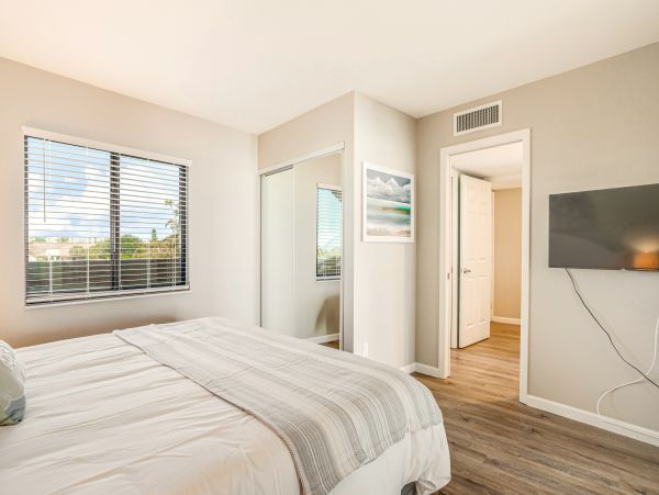 Full Water Views, sleeps 4 Guests