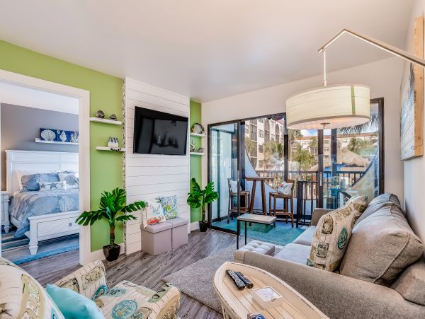 Marco Island Condo 1009941