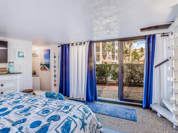 Marco Island Condo 1009941