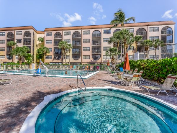 Marco Island Condo 1009941
