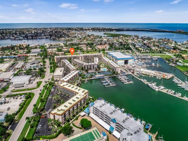 Marco Island Condo 1009941