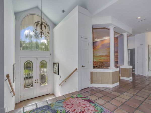 Naples Home 1009943