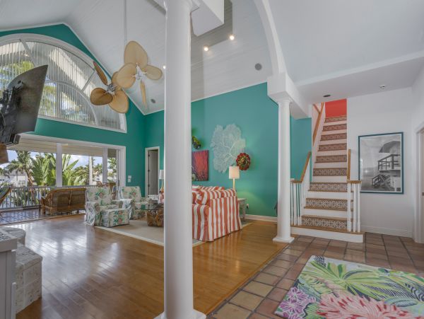 Naples Home 1009943