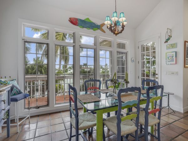Naples Home 1009943