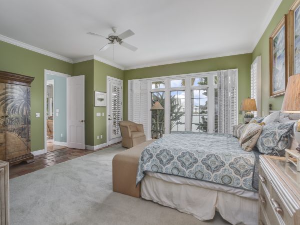 Naples Home 1009943