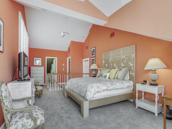 Naples Home 1009943