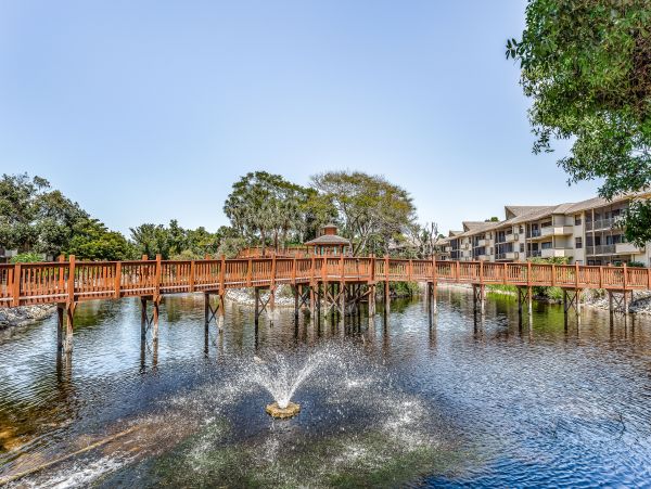 Two Bedroom Naples Vacation Condo with Pool & Tennis Court