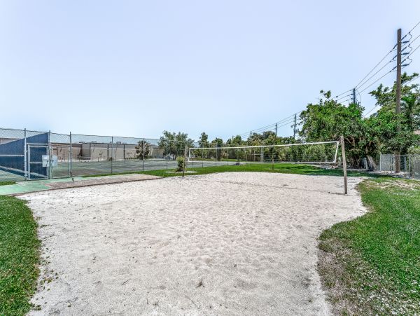 Two Bedroom Naples Vacation Condo with Pool & Tennis Court