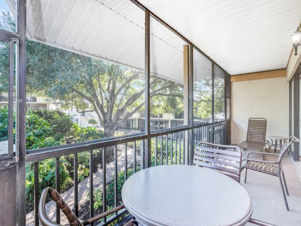 Two Bedroom Naples Vacation Condo with Pool & Tennis Court