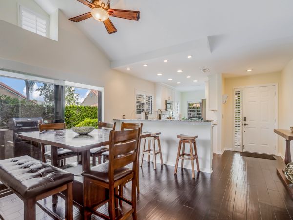 Naples Home 1009946