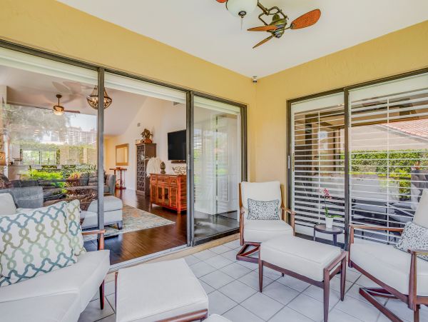Naples Home 1009946