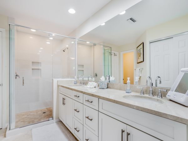 Naples Home 1009946