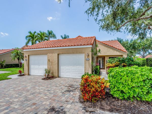 Naples Home 1009946