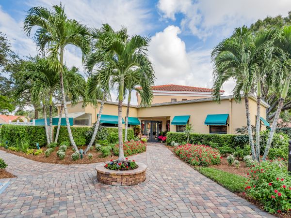 Naples Home 1009946
