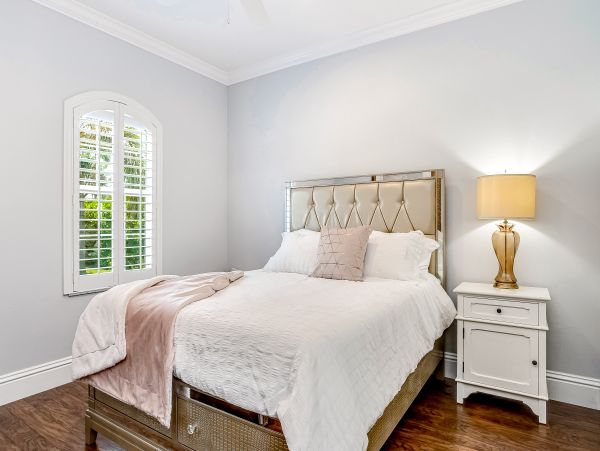 Naples Home 1009947