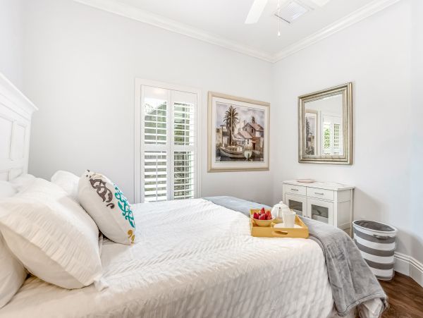 Naples Home 1009947