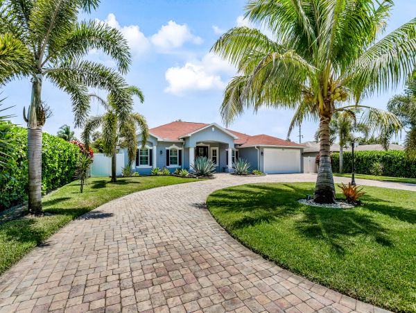 Naples Home 1009947