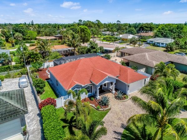 Naples Home 1009947