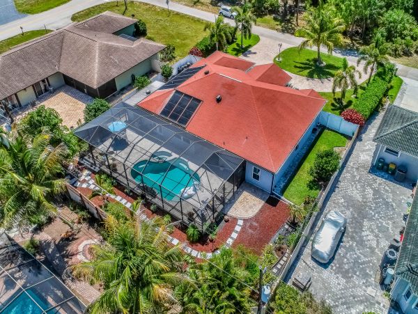 Naples Home 1009947
