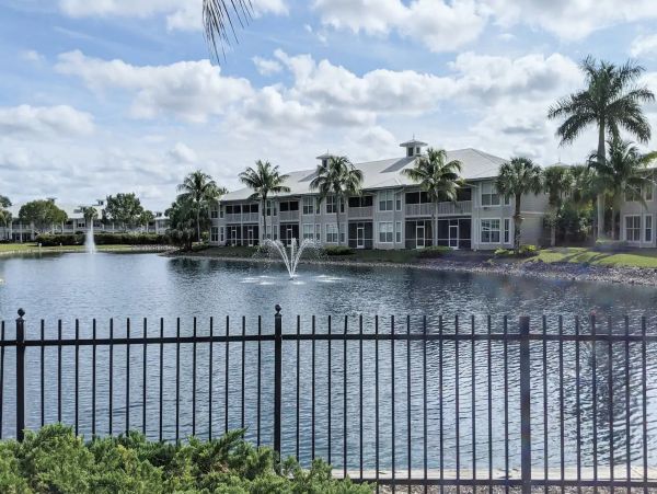 Naples Condo 1009948