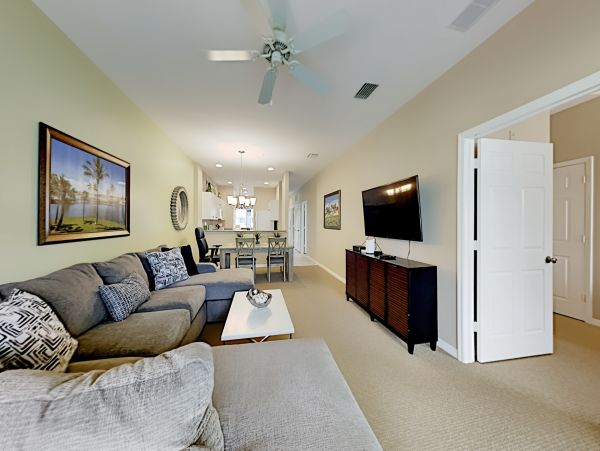 Naples Condo 1009948