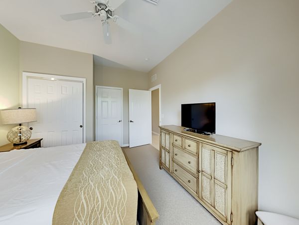 Naples Condo 1009948