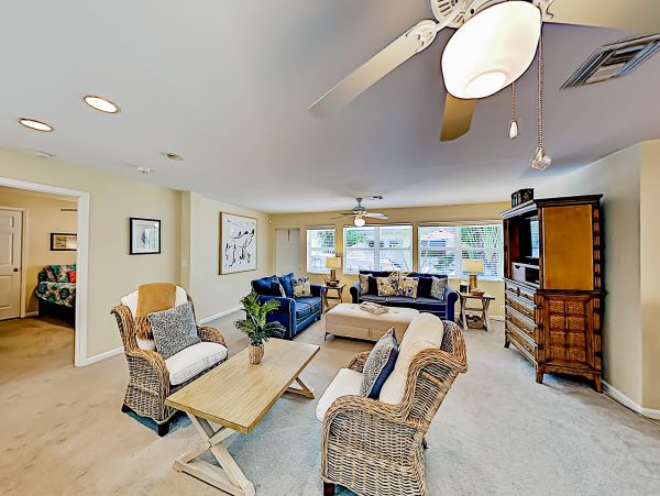 Naples Home 1009949