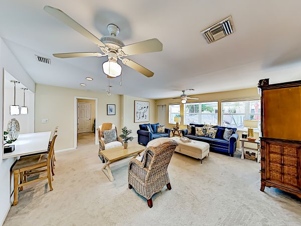 Naples Home 1009949