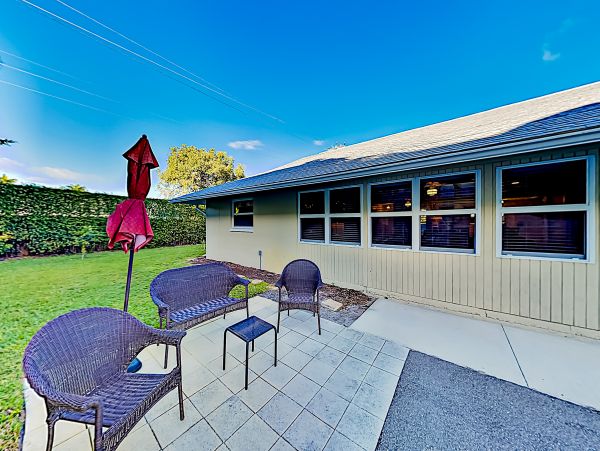 Naples Home 1009949
