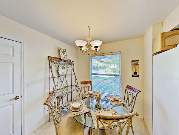 Naples Home 1009950