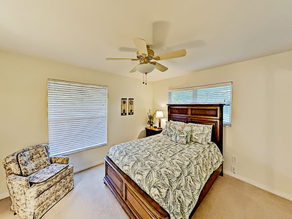 Naples Home 1009950