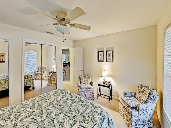 Naples Home 1009950